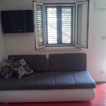 Apartments By The Sea Sumartin, Brac - 11658 客房 照片