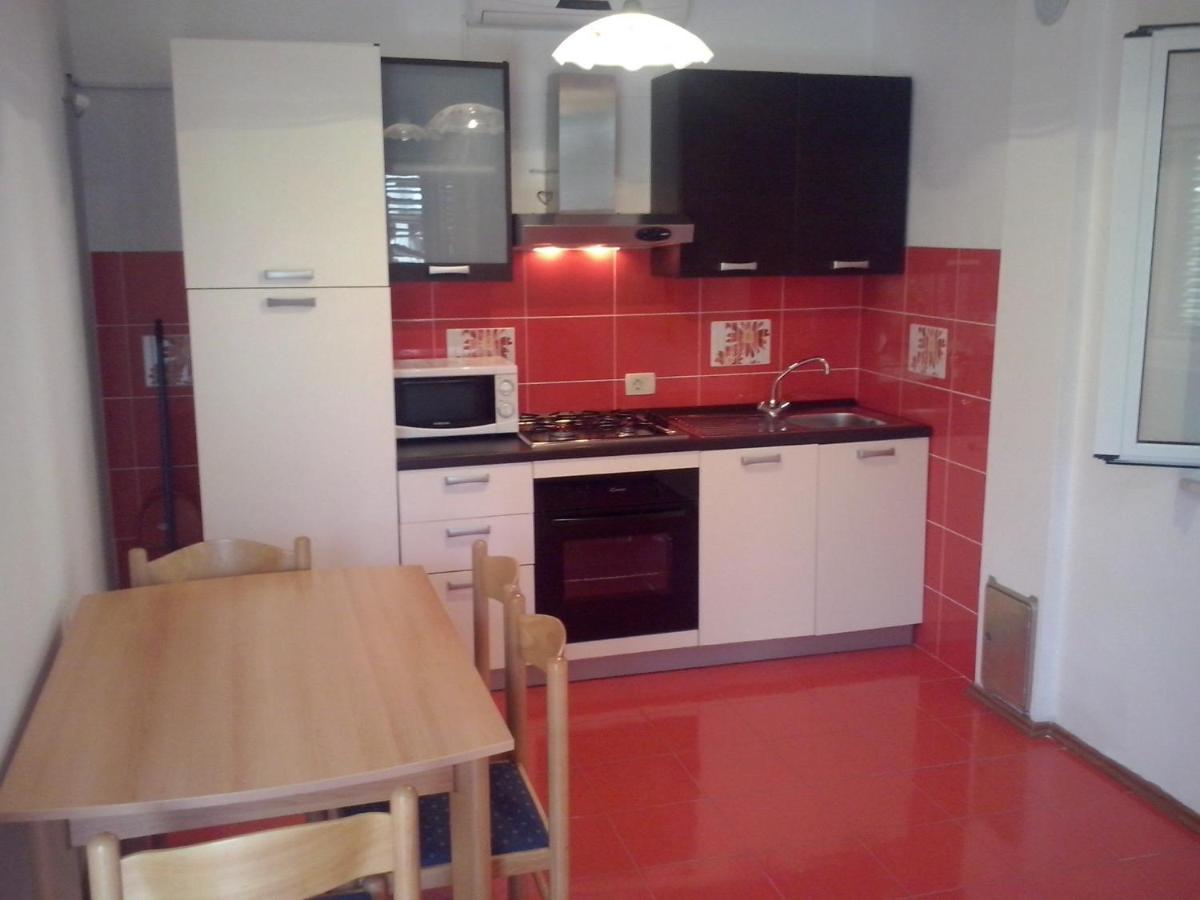 Apartments By The Sea Sumartin, Brac - 11658 外观 照片